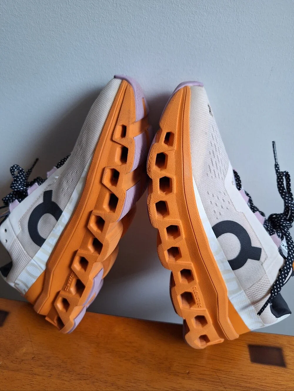 On Running Cloudmonster Women's Fawn / Turmeric Size 8
